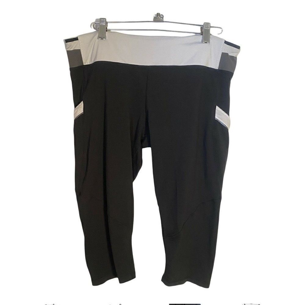 Lululemon Run A Marathon Crop Pant Black Gray Yoga Athletic Wear Pocket